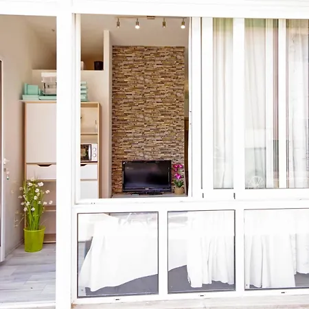 House Apartament *
