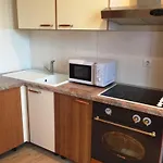 House * سبليت